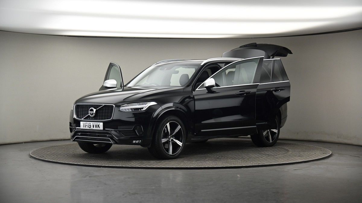 More views of Volvo XC90