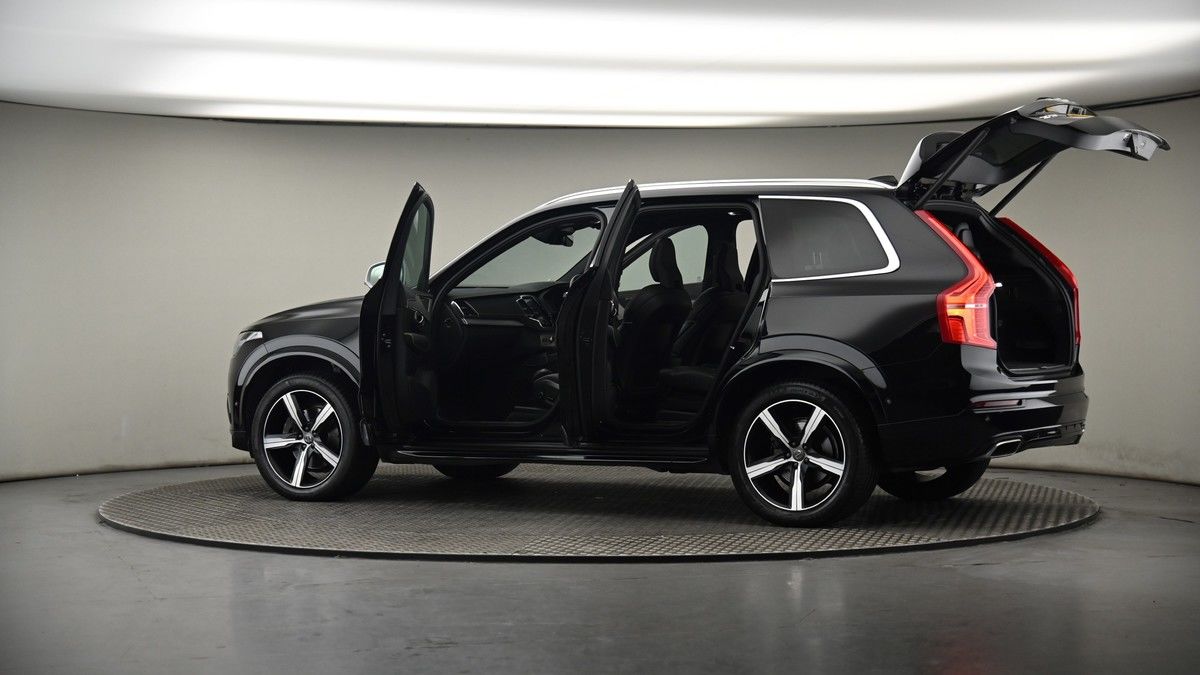 More views of Volvo XC90