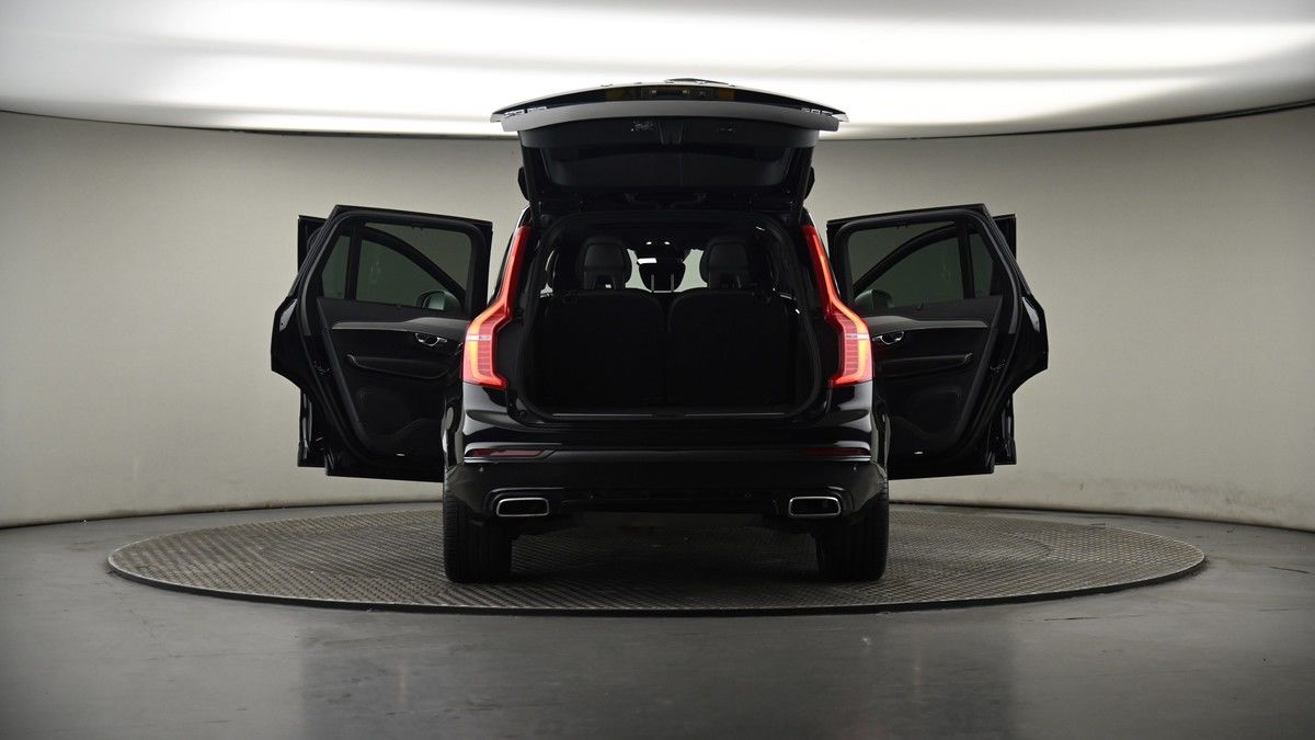 More views of Volvo XC90