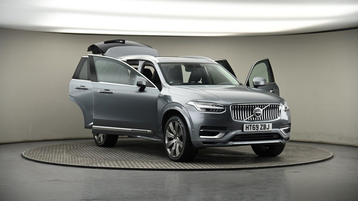 More views of Volvo XC90