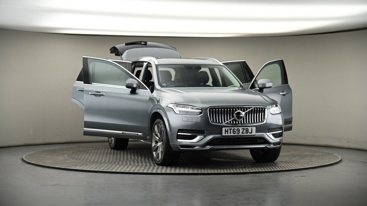 More views of Volvo XC90