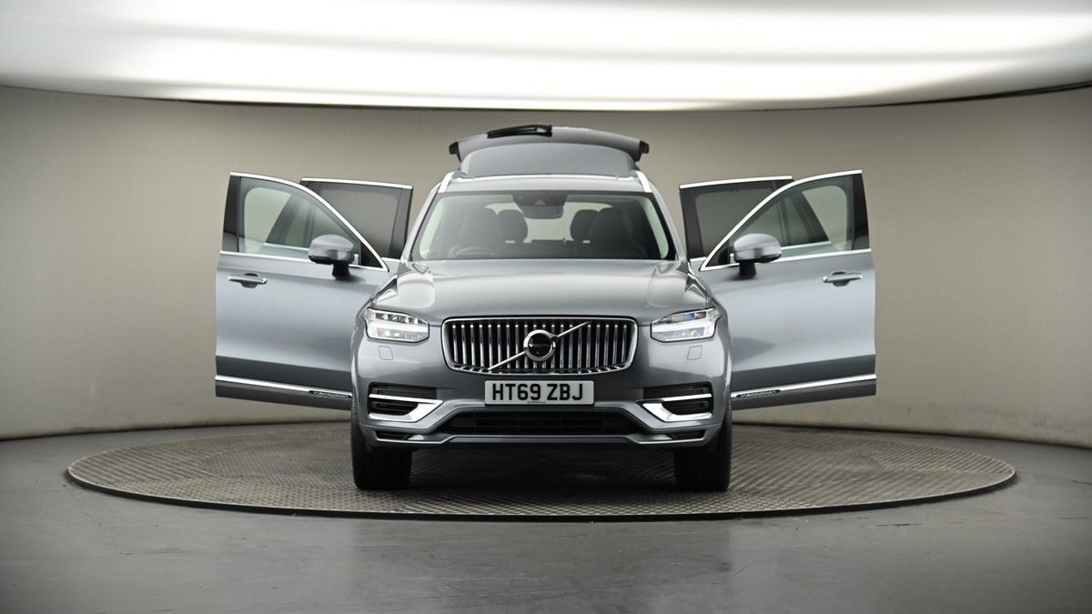 More views of Volvo XC90