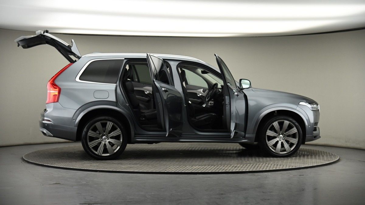 More views of Volvo XC90