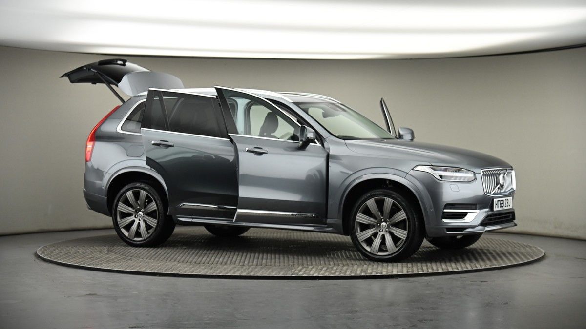 More views of Volvo XC90