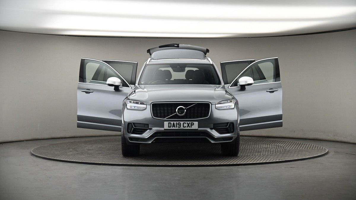 More views of Volvo XC90