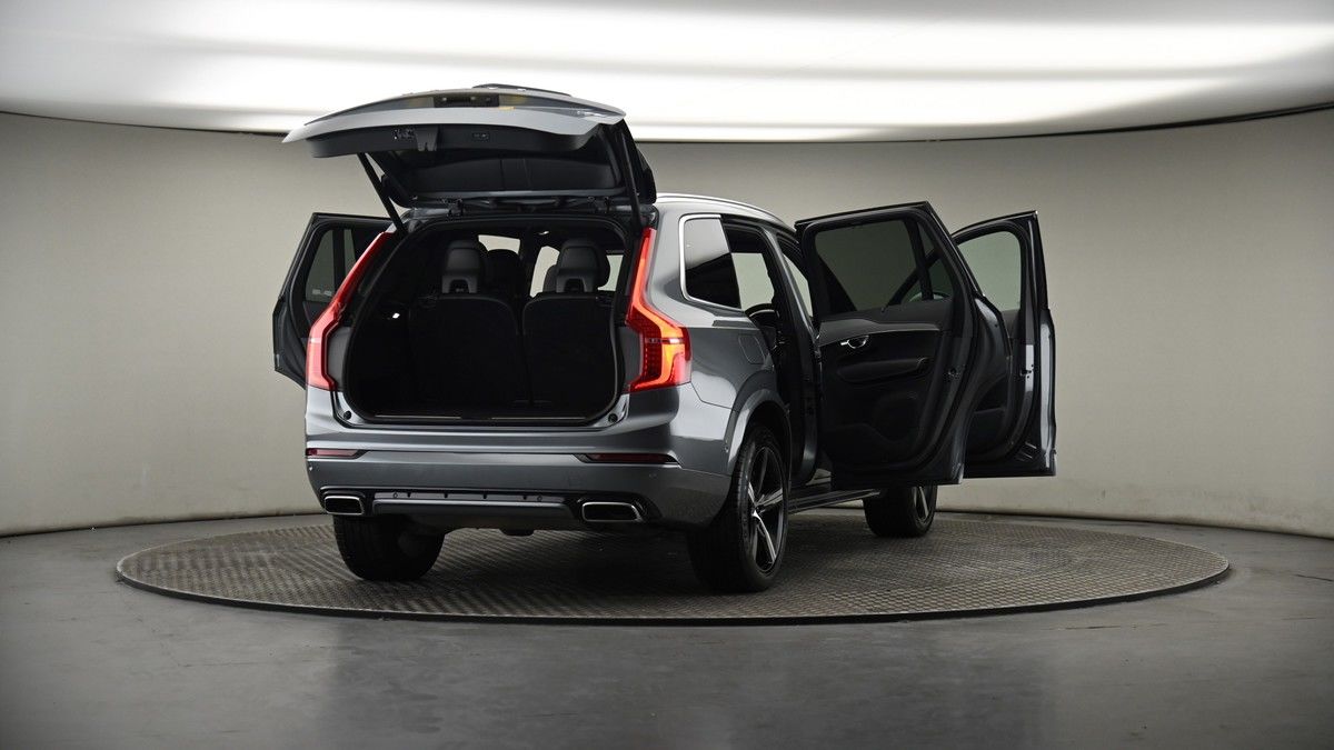 More views of Volvo XC90