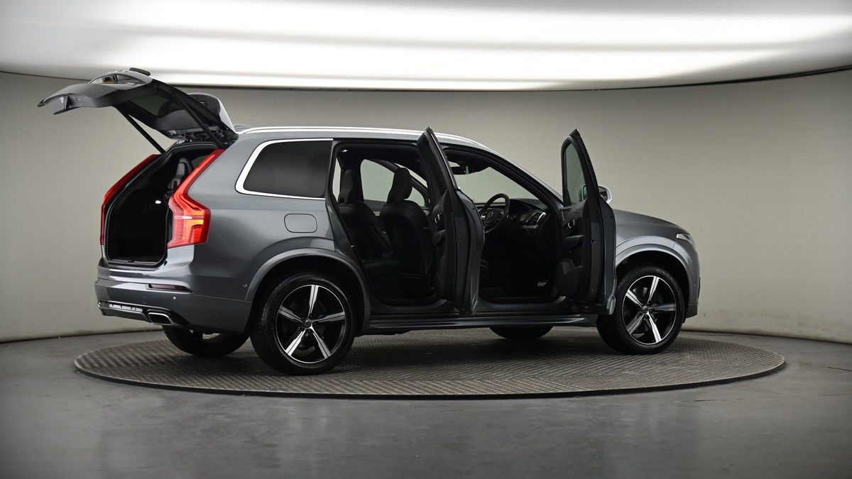 More views of Volvo XC90