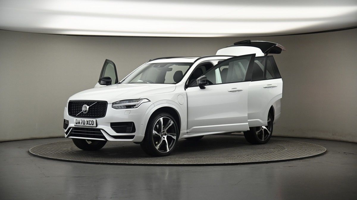 More views of Volvo XC90