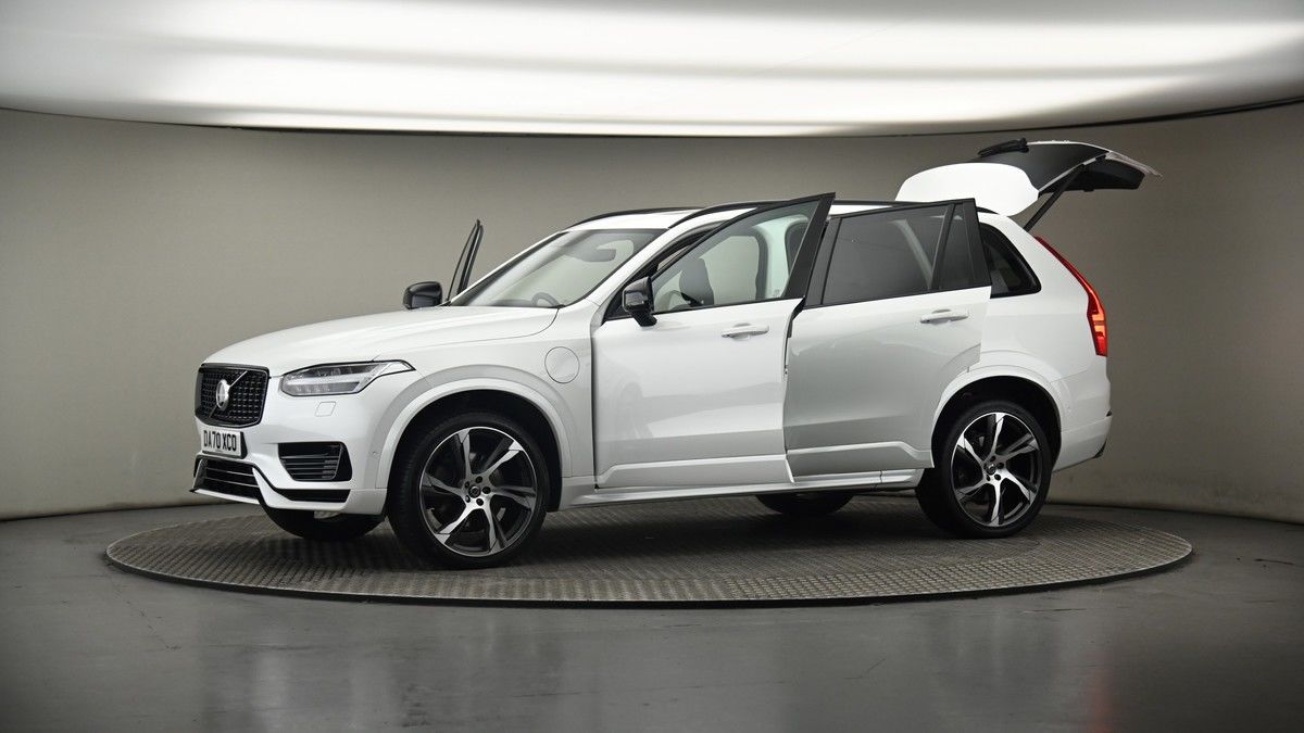 More views of Volvo XC90