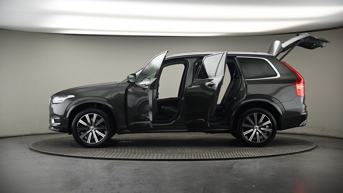 More views of Volvo XC90