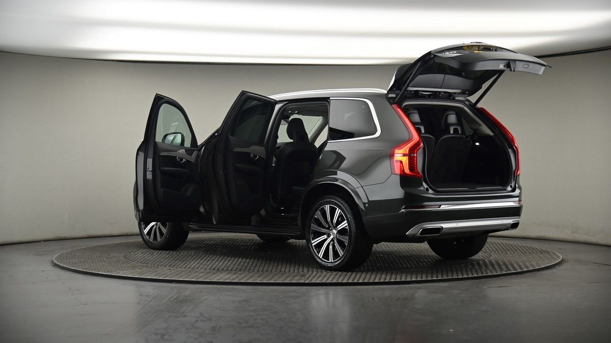 More views of Volvo XC90