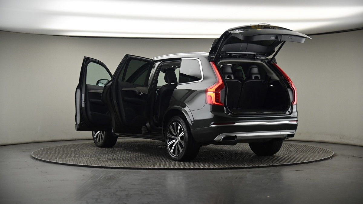 More views of Volvo XC90