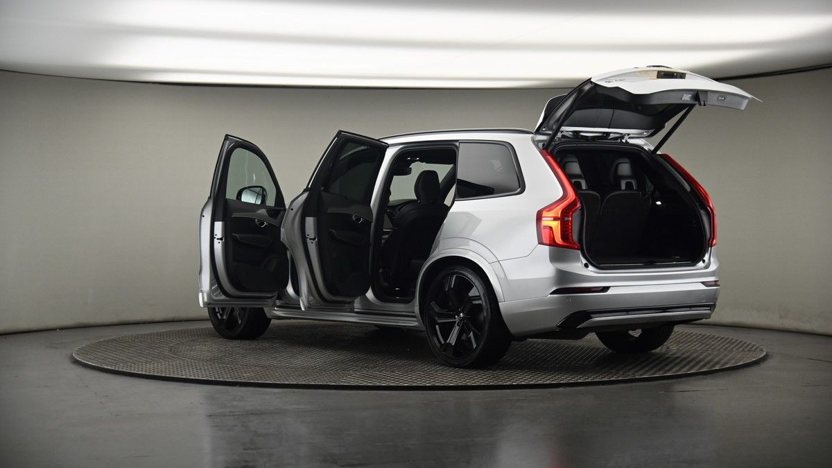 More views of Volvo XC90