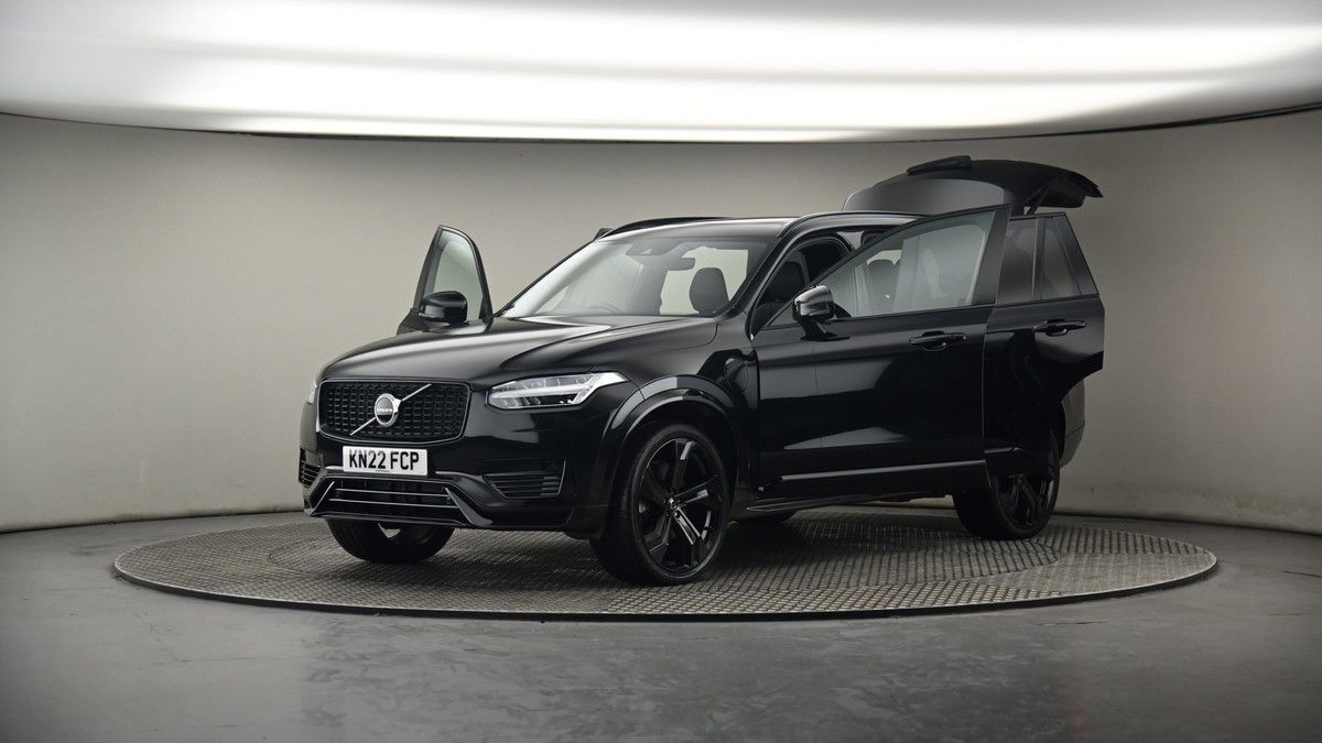 More views of Volvo XC90