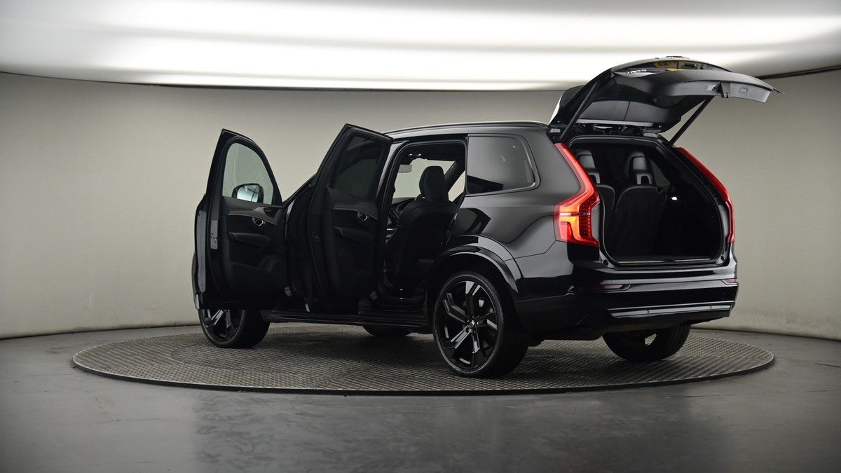 More views of Volvo XC90