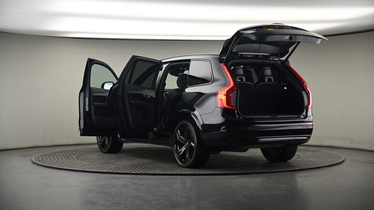 Volvo XC90 Image 8