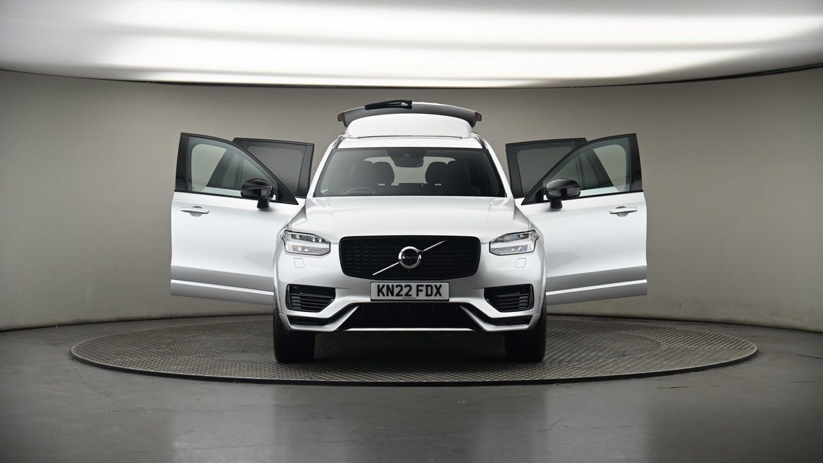 More views of Volvo XC90