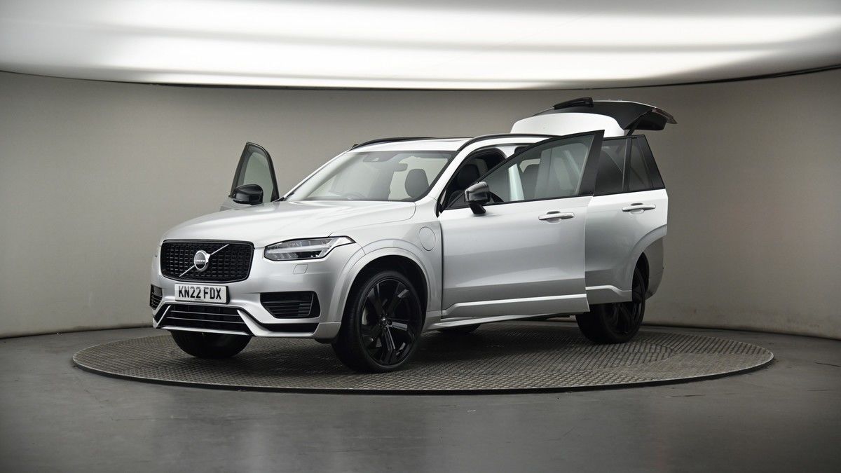 More views of Volvo XC90