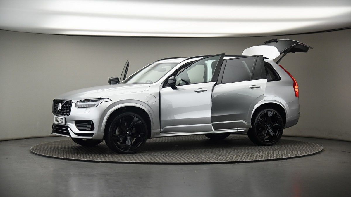 More views of Volvo XC90