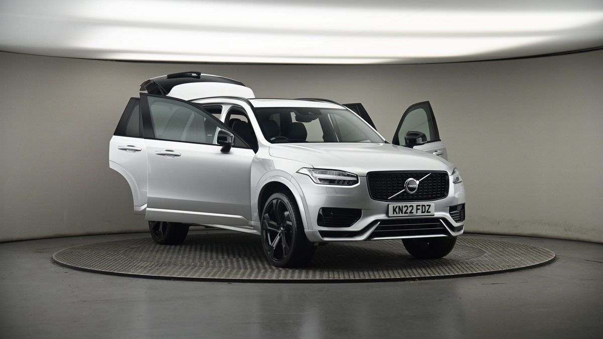 More views of Volvo XC90