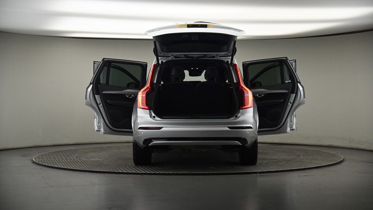 More views of Volvo XC90