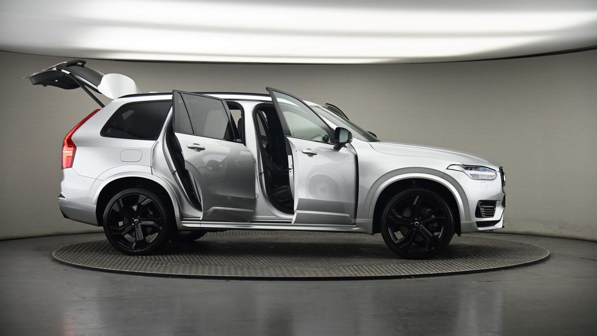 More views of Volvo XC90