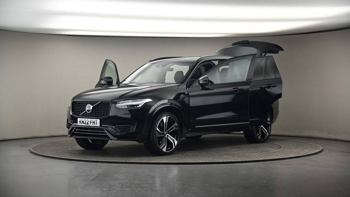 More views of Volvo XC90