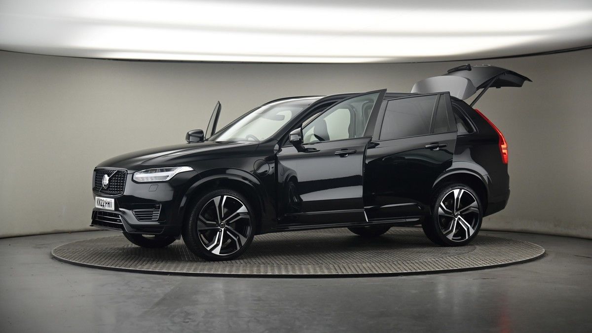 More views of Volvo XC90