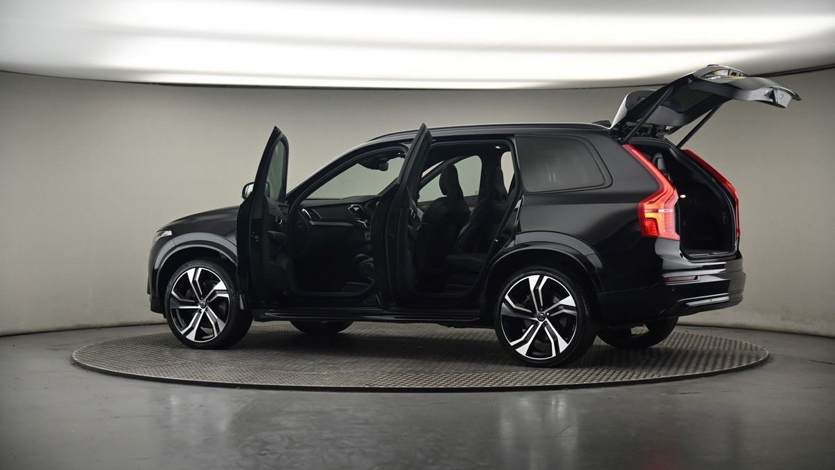 More views of Volvo XC90