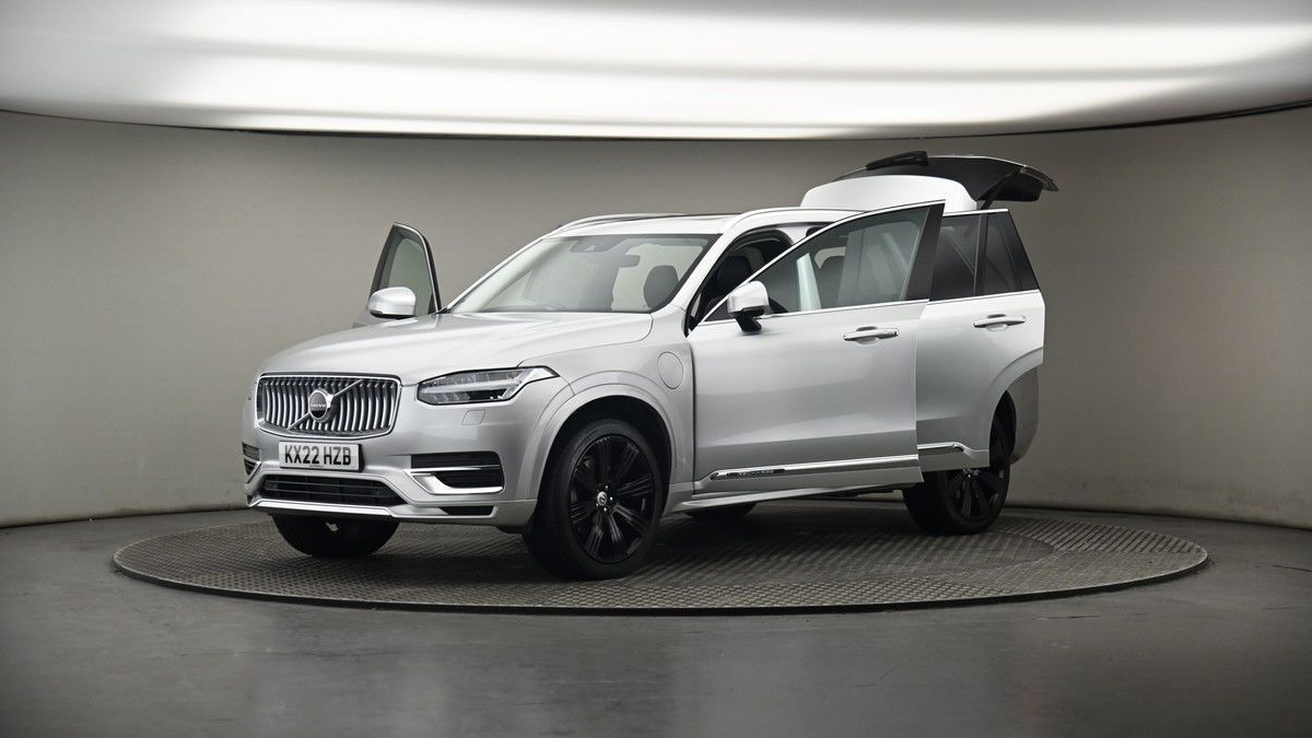 More views of Volvo XC90