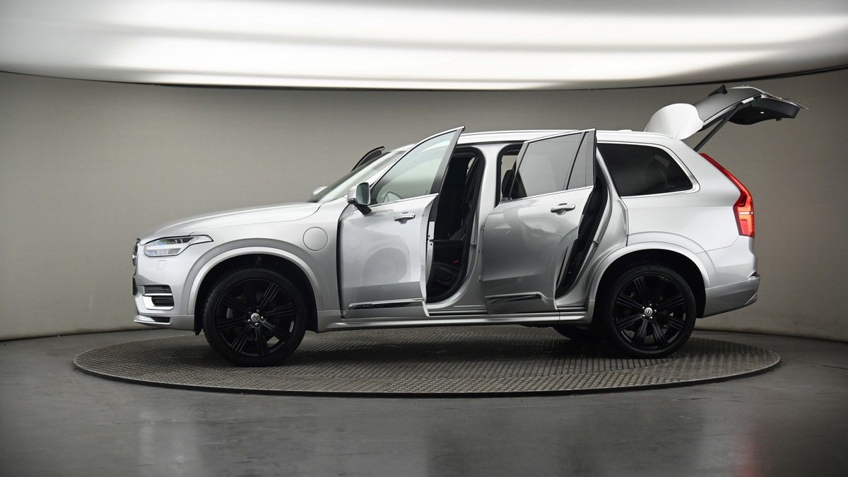 More views of Volvo XC90