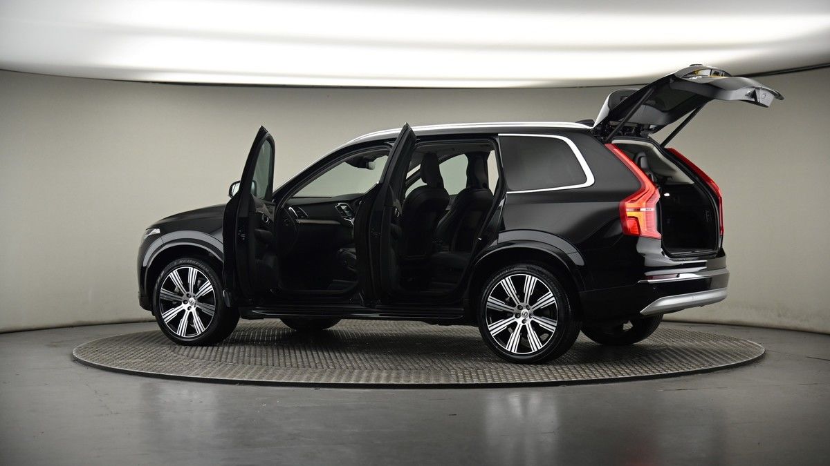 More views of Volvo XC90