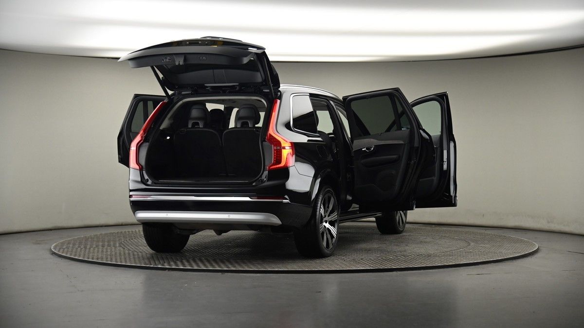 More views of Volvo XC90