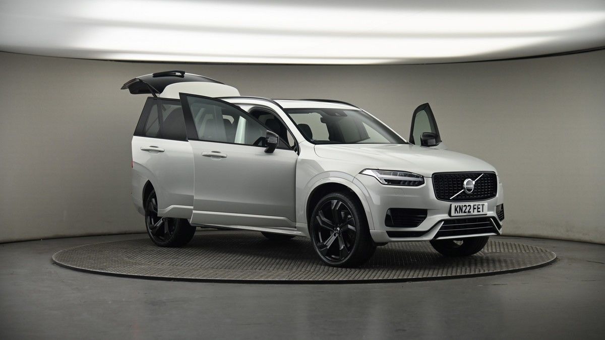 More views of Volvo XC90