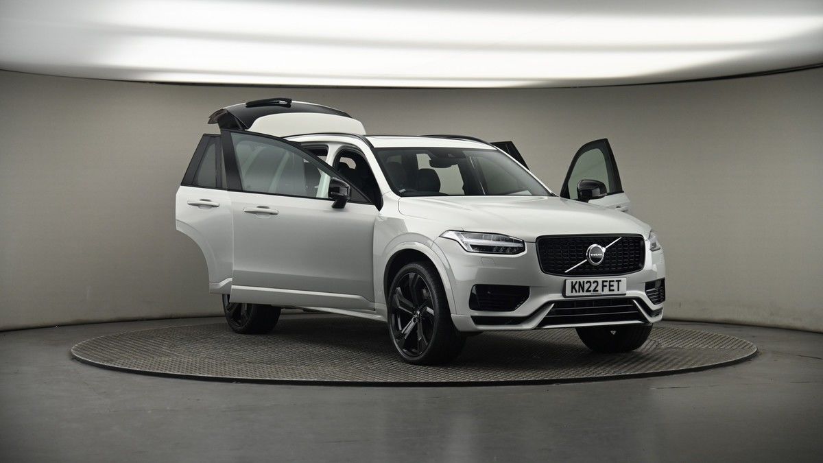 More views of Volvo XC90