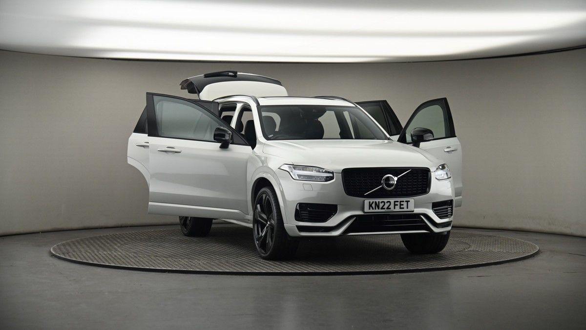 More views of Volvo XC90