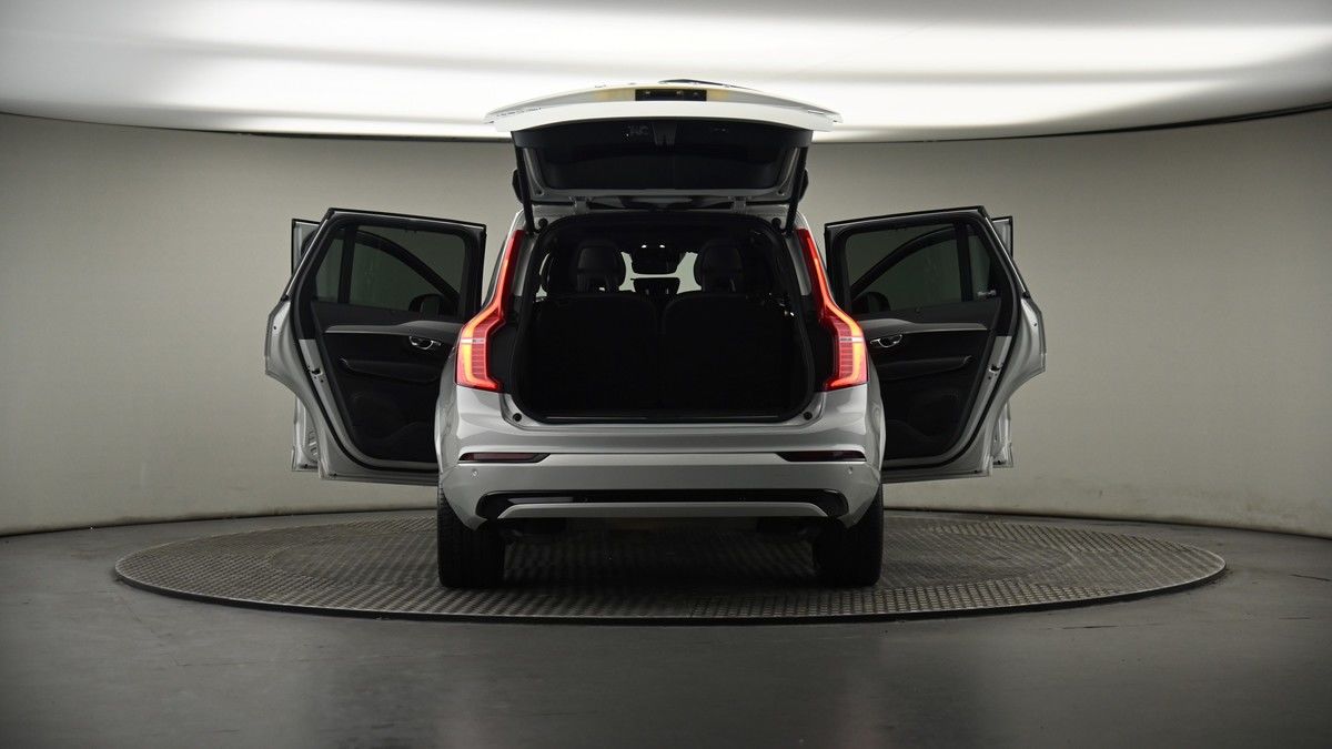 More views of Volvo XC90