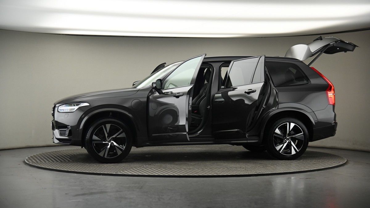 More views of Volvo XC90