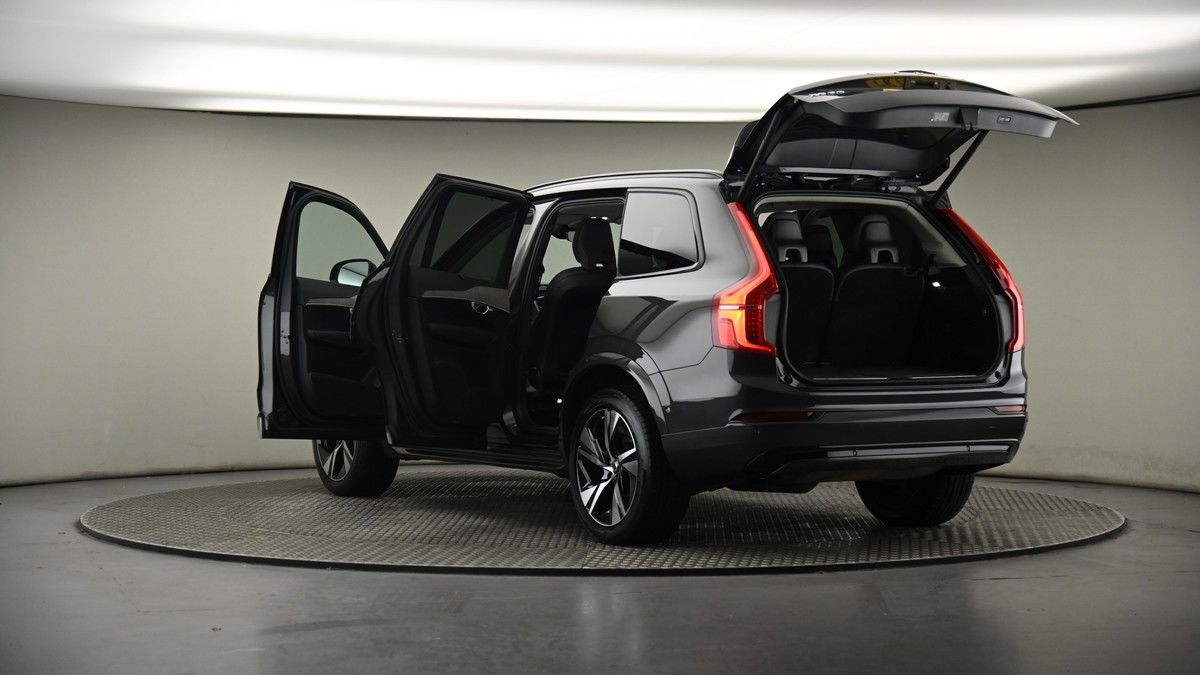 Volvo XC90 Image 8