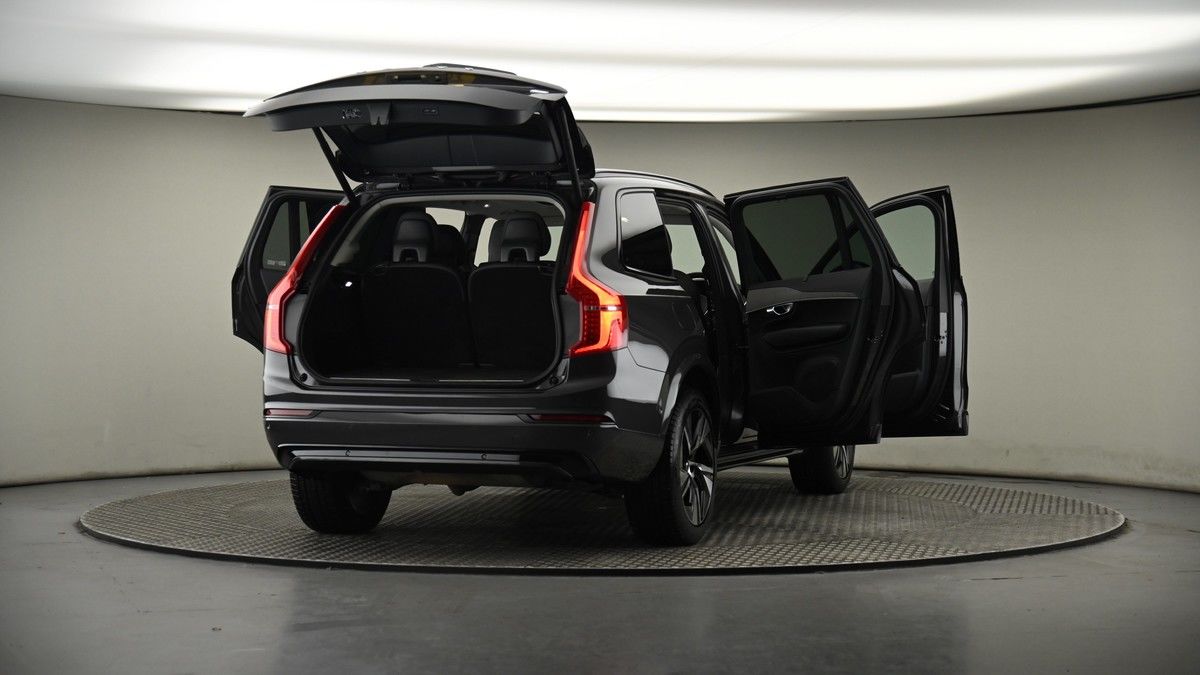 More views of Volvo XC90