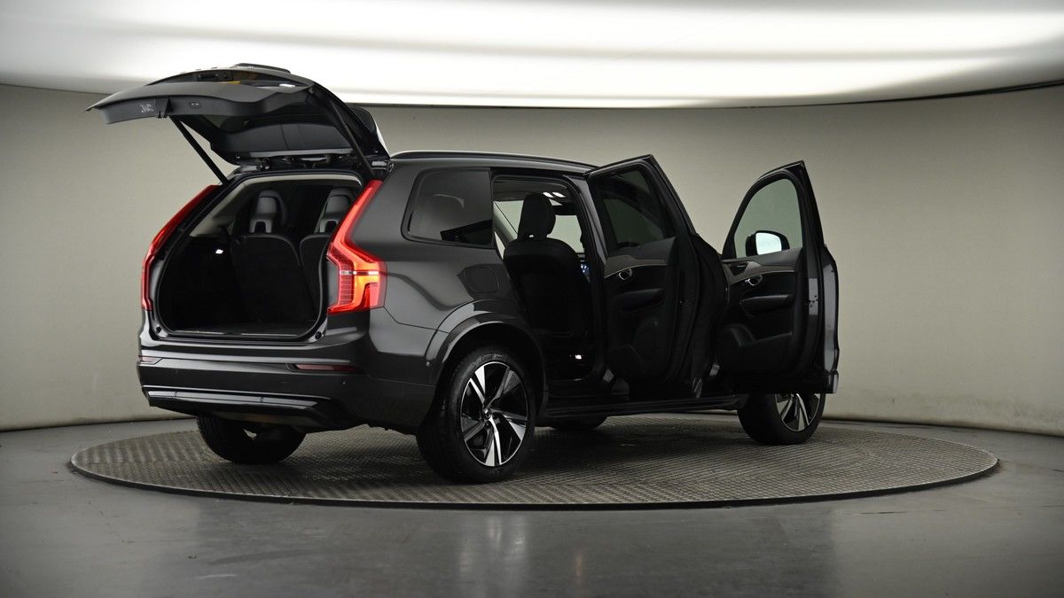 More views of Volvo XC90