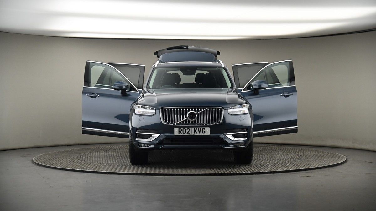 More views of Volvo XC90