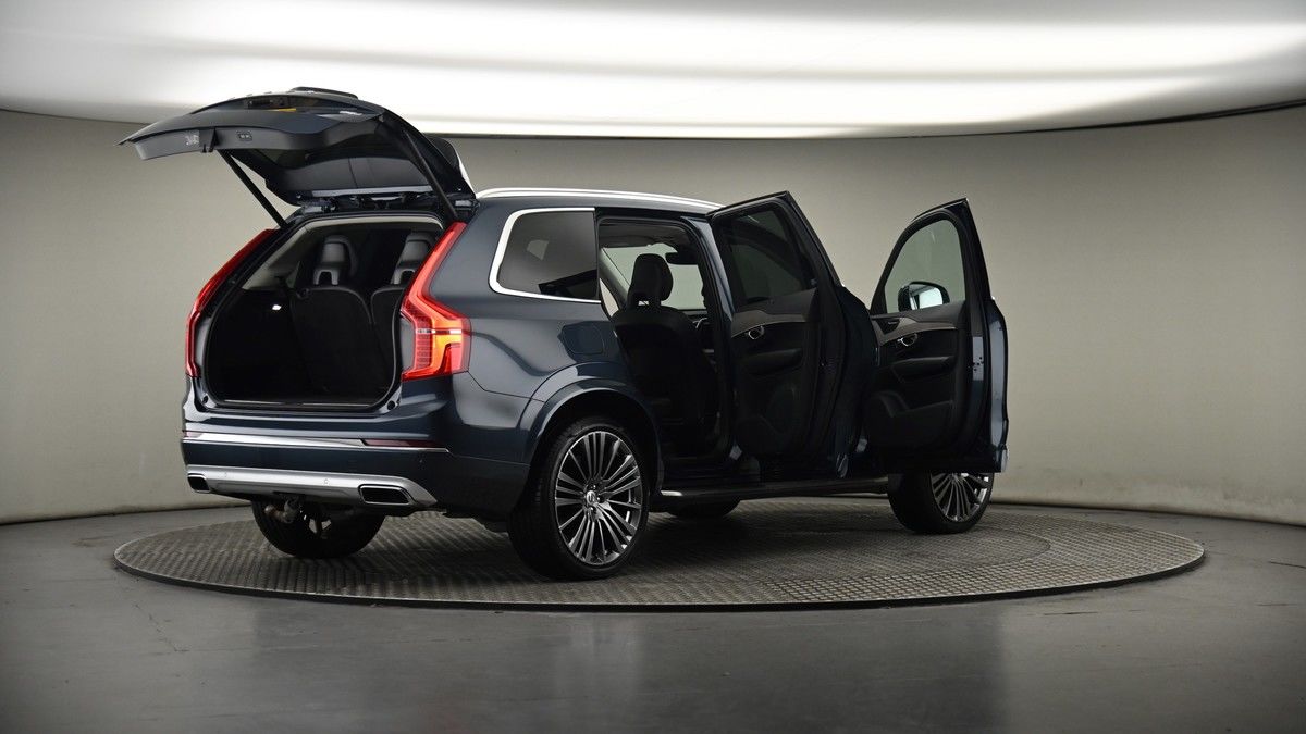 More views of Volvo XC90