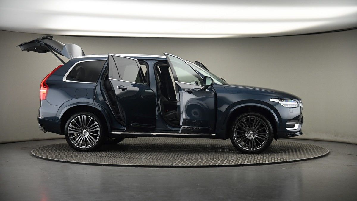 More views of Volvo XC90