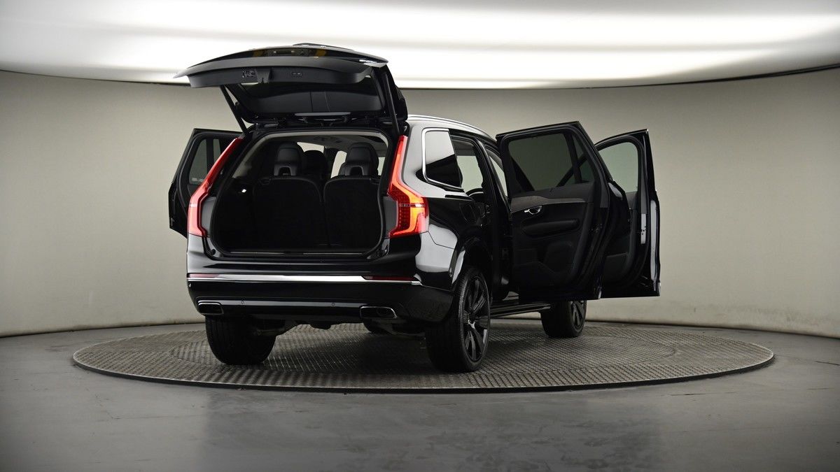 More views of Volvo XC90