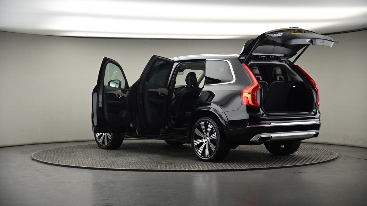 More views of Volvo XC90