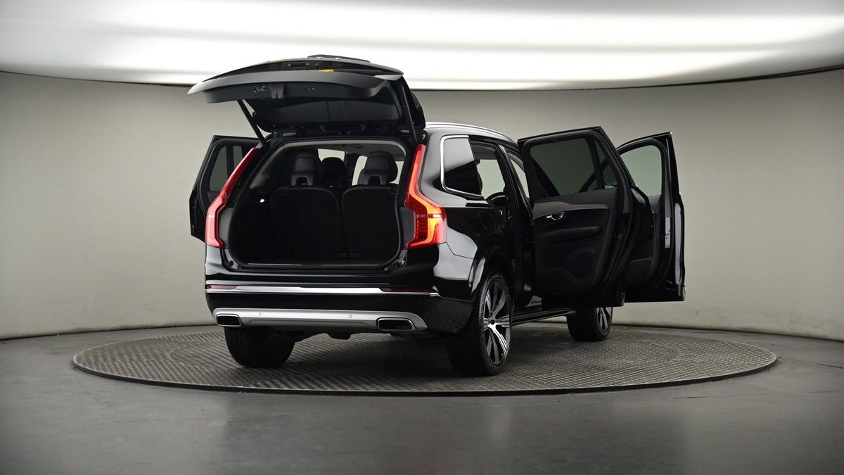 More views of Volvo XC90