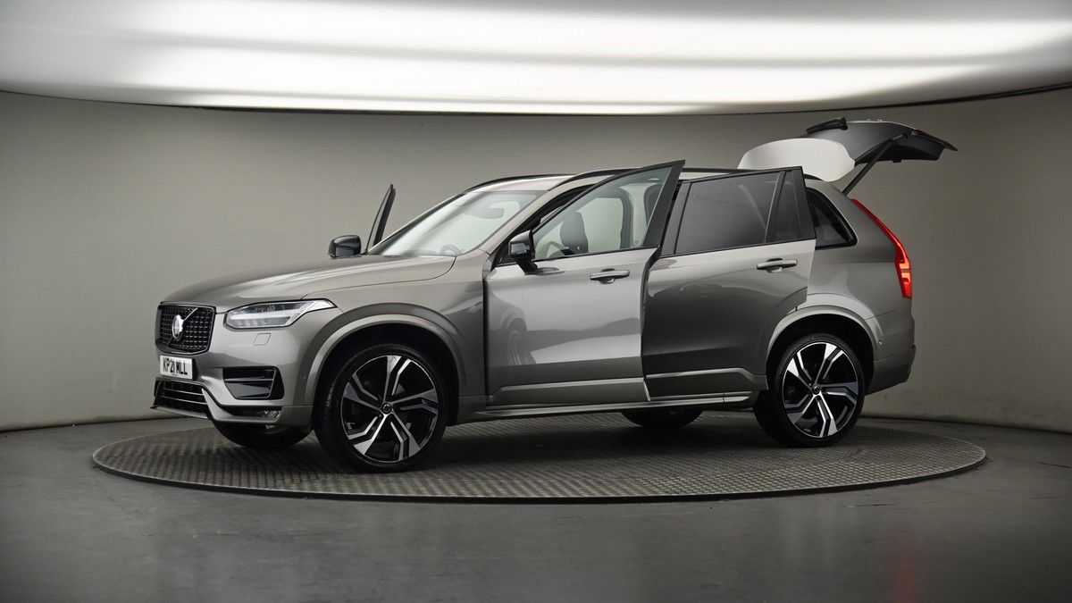 More views of Volvo XC90