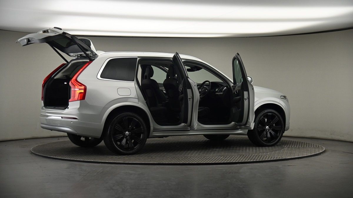 More views of Volvo XC90