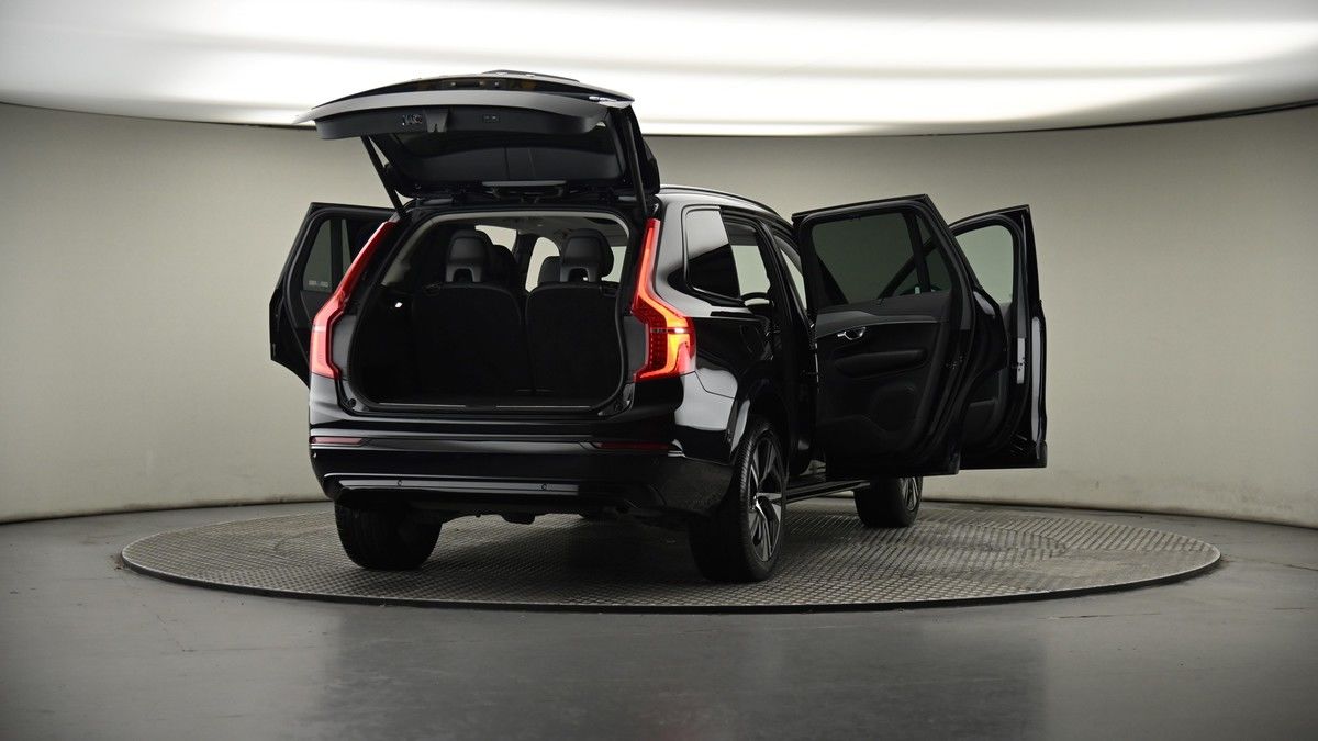 More views of Volvo XC90